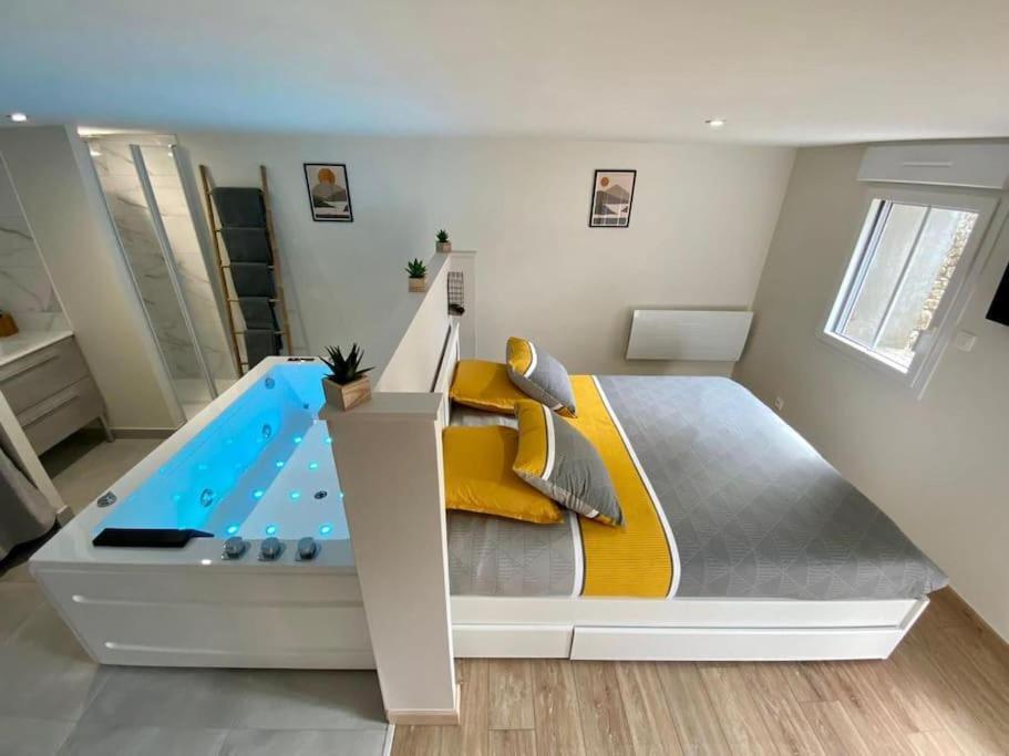 Loft Jardin Et Spa Бресюир Экстерьер фото